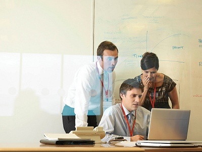 ͷ���װߵ�֢״������ʲô